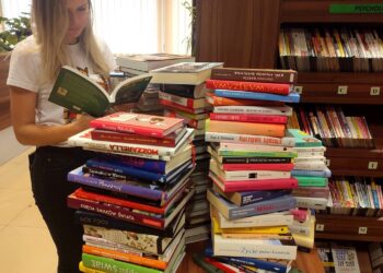 Stalowa Wola: Kolejne książki darowane bibliotece