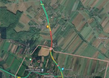 Klimontów: Po wypadku zablokowana DK 9