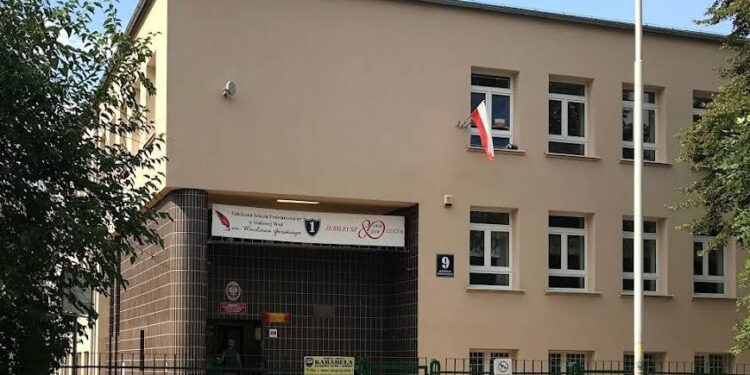 Stalowa Wola: Cena w przetargu  na budowę hali sportowej w 'Jedynce’ znowu droższa