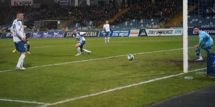 Mielec: Wygrana u siebie