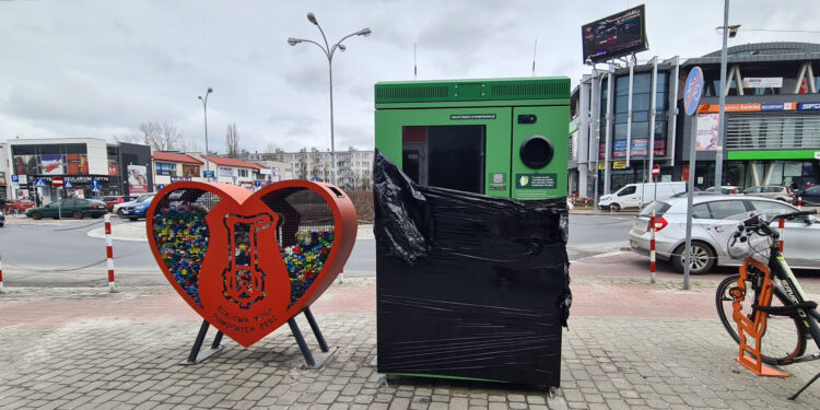 Stalowa Wola: W trzech punktach miasta stanęły recyklomaty
