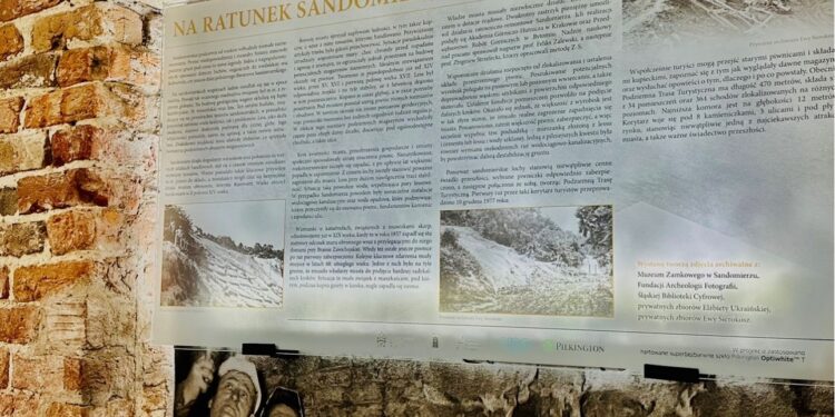 Sandomierz: Nowa szklana wystawa w Podziemnej Trasie Turystycznej.