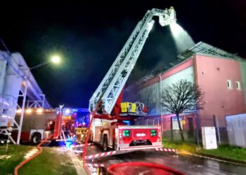 Mielec: Pożar fabryki klocków