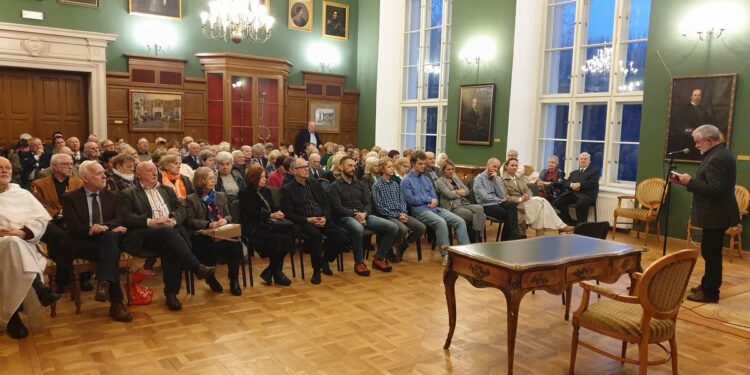 Tarnobrzeg: Wspomnienia o Krystynie Frąszczak, założycielce Uniwersytetu III Wieku