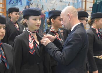 Tarnobrzeg. Ślubowanie stewardes i stewardów