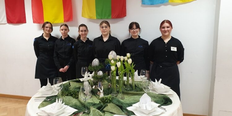 Tarnobrzeg: Śniadanie wielkanocne w „Prymasówce”