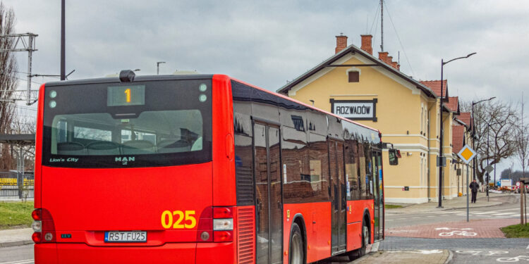 Stalowa Wola: Uwaga na zmiany w kursowaniu komunikacji miejskiej w Rozwadowie