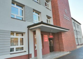 Nisko: Oferty w przetargu na przebudowę warsztatów pod centrum umiejętności tańsze niż zakładano