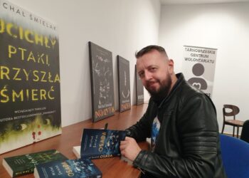 Tarnobrzeg: Sandomierski pisarz, autor kryminałów Michał Śmielak spotkał się z czytelnikami