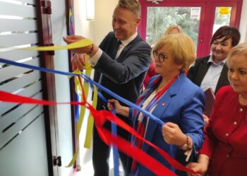 Mielec:   Otworzono Terenowy Punkt Paszportowy