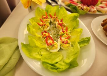 Sandomierz: Wiosna – czas nowalijek.