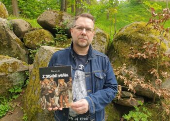 Tarnobrzeg: Nowa książka tarnobrzeżanina Wojciecha Lisa – „Z jaskini hałasu”