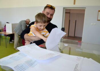 Region/kraj: Trwają wybory samorządowe