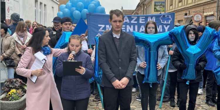 Sandomierz: „Własne potrzeby wspólna sprawa”.