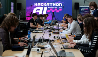 Stalowa Wola: Ruszył dwudniowy Hackathon AI