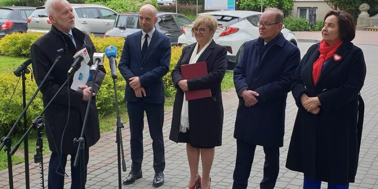 Tarnobrzeg: Poparcie z województwa dla starającego się o reelekcję Dariusza Bożka