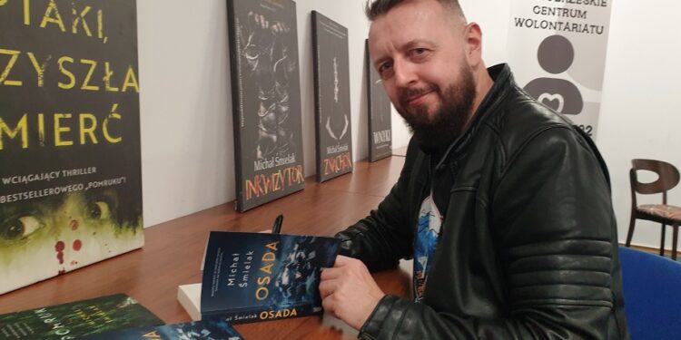 Rozmowa z Michałem Śmielakiem autorem książki „Osada”