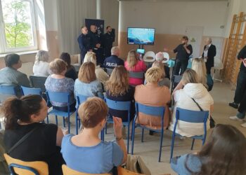 Tarnobrzeg: Kilkadziesiąt Pań w projekcie „Bezpieczna Kobieta”. Warsztaty rozpoczęte