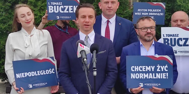 Mielec: Wicemarszałek Sejmu Krzysztof Bosak wspierał w Mielcu Tomasza Buczka