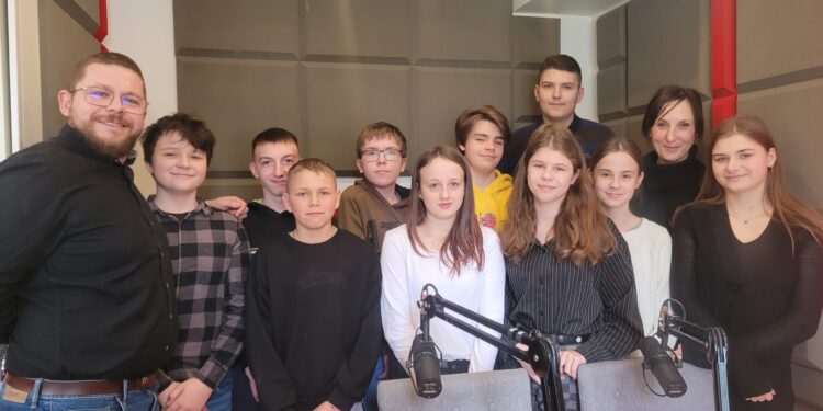 Góry Wysokie: Książka autorstwa dzieci i młodzieży – kolejna twórcza polonistyczna innowacja.