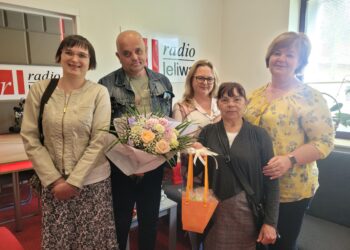 Sandomierz: Goście z ŚDS w Kleczanowie odwiedzili sandomierską redakcję Radia Leliwa.