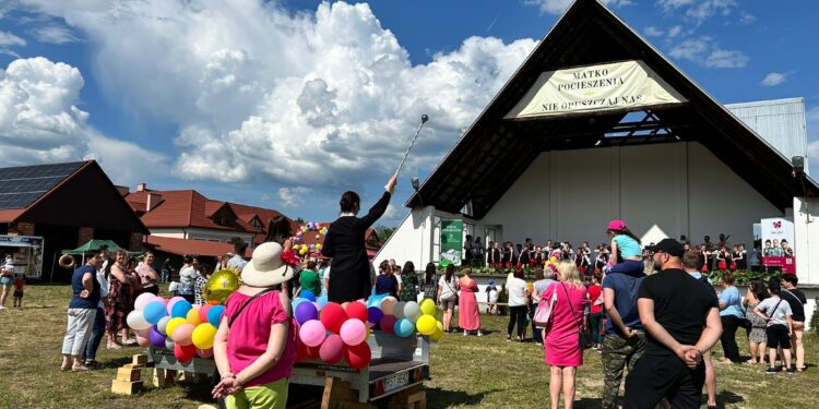 Radomyśl nad Sanem: Tłumy na Dniu Rodziny.