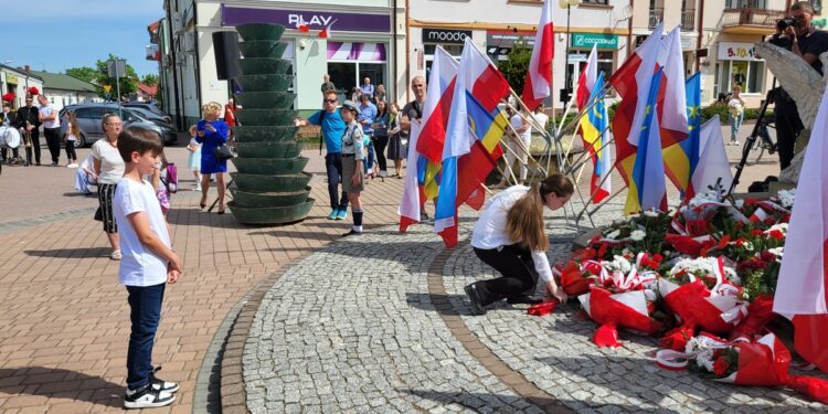 Tarnobrzeg. W 233 rocznicę uchwalenia Konstytucji 3 Maja