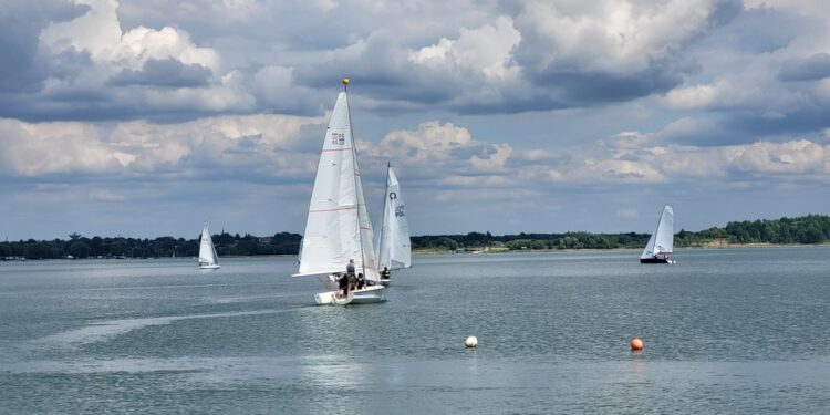 Tarnobrzeg. Żeglarze rywalizowali na Jeziorze Tarnobrzeskim