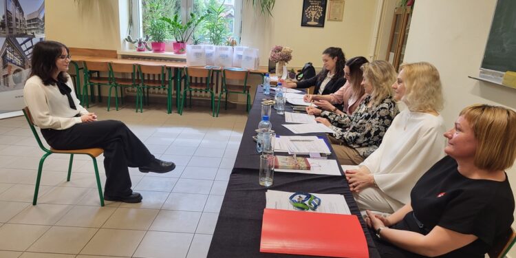 Tarnobrzeg. Uczniowie w ramach konkursu wzięli udział w rozmowie kwalifikacyjnej