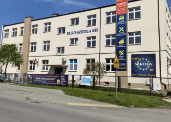 Tarnobrzeg: Policyjne LO kształci na czasie