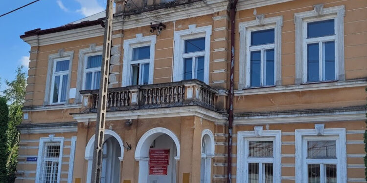 Stalowa Wola: Budynek przy Jagiellońskiej 17 doczeka się nowych okien