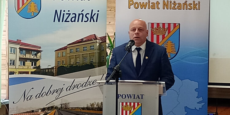 Nisko: Robert Bednarz po raz trzeci starostą niżańskim