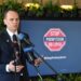 Stalowa Wola: Poseł Weber zachęca mieszkańców do składania podpisów pod projektem mrożącym ceny energii i gazu.