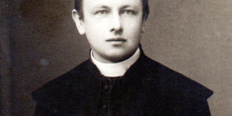 Sandomierz: „Ks. Jan Wiśniewski jako bibliofil”.