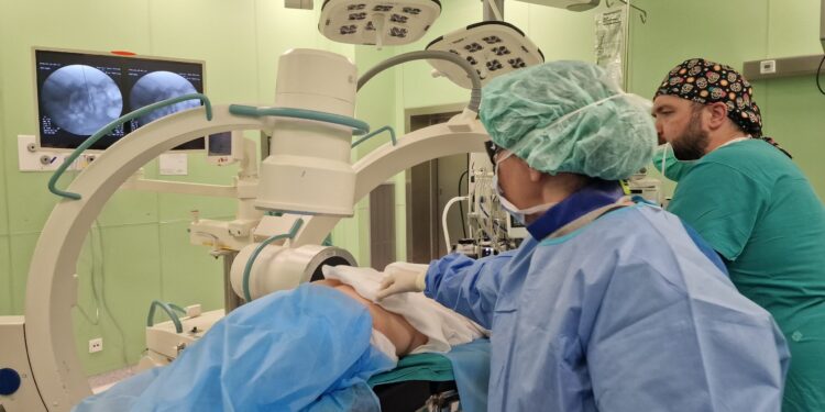 Mielec: Małoinwazyjna metoda leczenia bólu kręgosłupa