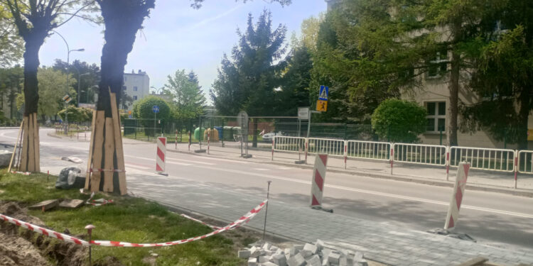 Stalowa Wola: Ruszyła przebudowa przejścia na Niezłomnych