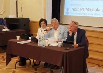 Tarnobrzeg: Uroczysta sesja miejska odbędzie się później niż zwykle