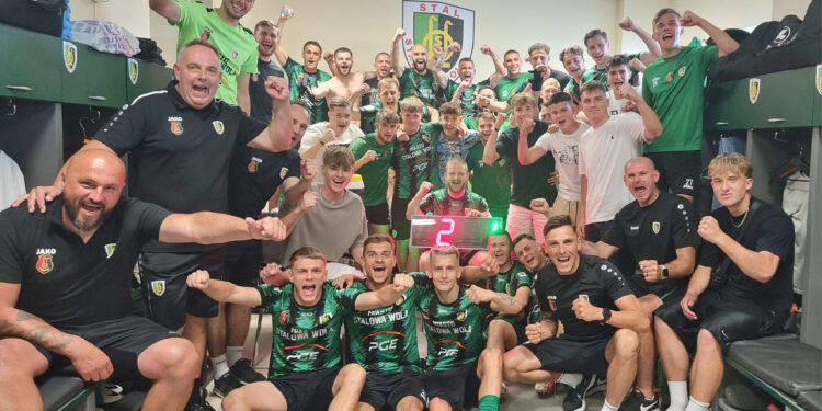 Stalowa Wola: Stal Stalowa Wola zagra w barażach o I Ligę