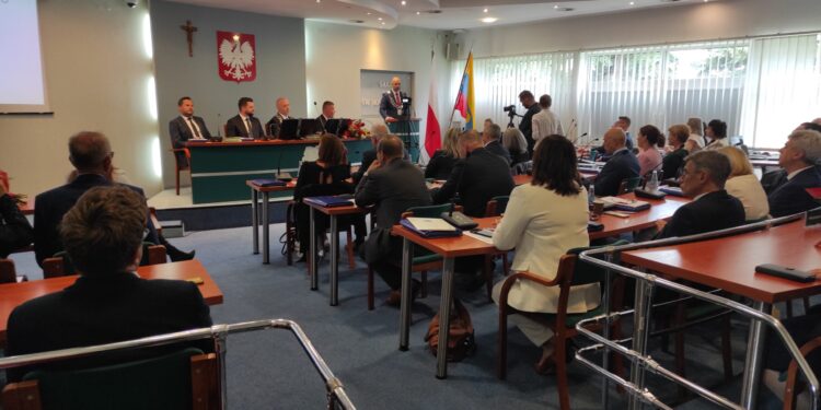 Mielec: Nie chcą być radnymi ?