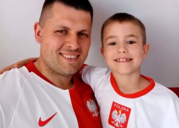 Mielec: Mielczanin na murawie  boiska Mistrzostw Europy.