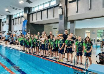 Połaniec: Pływali z energią