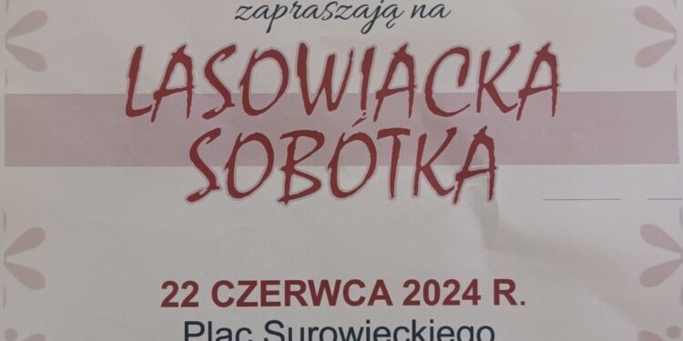 Tarnobrzeg: Śpiew przy fontannie i puszczanie wianków na Wiśle