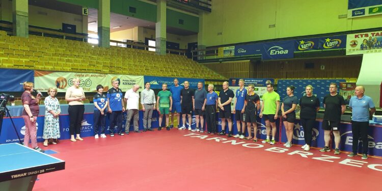 Tarnobrzeg: Turniej Tenisa Stołowego Przyjaciół KTS Enea Siarkopol Tarnobrzeg