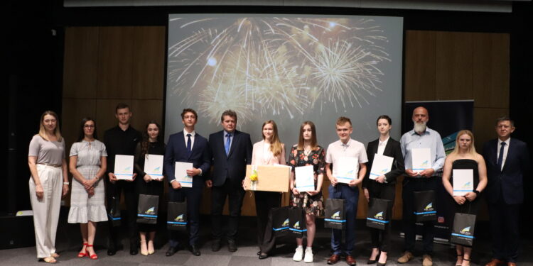 Mielec: Komputer dla najlepszego 2024