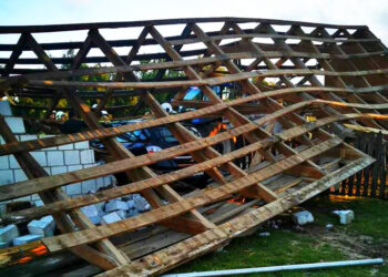 Łazów: Nawałnica siała spustoszenie.