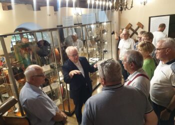 Tarnobrzeg: Wystawa starych radioodbiorników