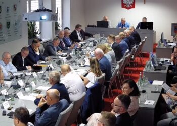 Mielec:  Wotum zaufania i absolutorium … na TAK
