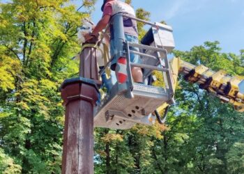 Tarnobrzeg: Z placu Dzikowskiego zabrano figurę świętego Antoniego