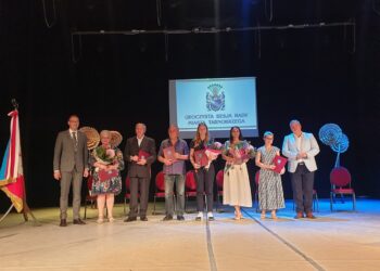 Tarnobrzeg: Odznaczenia i medale podczas Uroczystej Sesji Rady Miasta