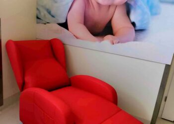 Mielec:  Fotele do kangurowania i karmienia noworodków od WOŚP dla Mielca